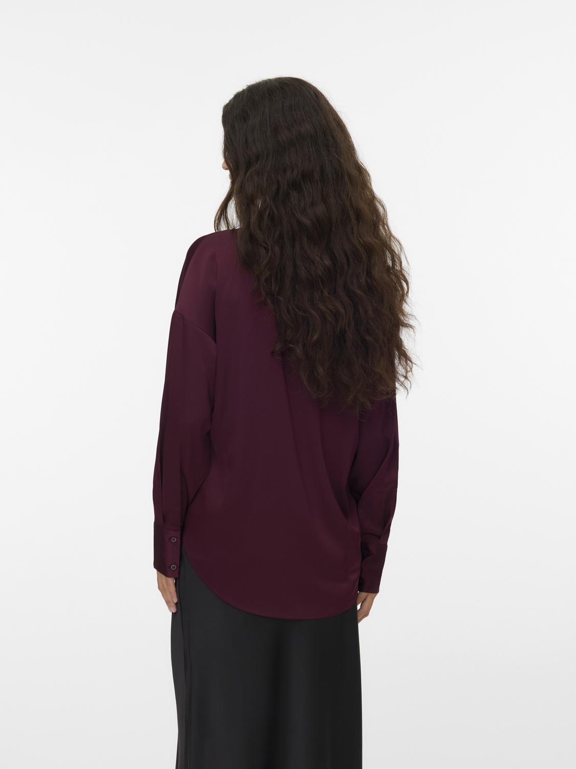 model_shot-back
